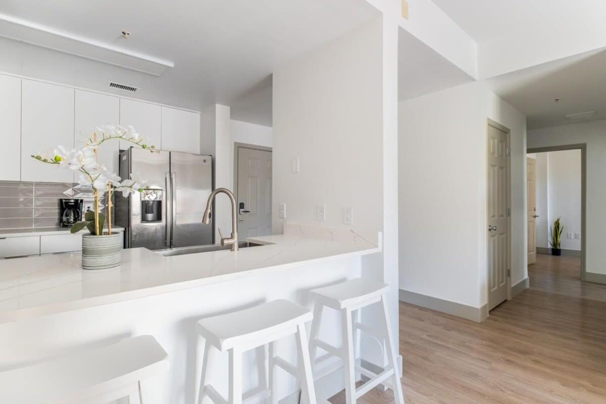 3Br Modern Downtown Apartment With Gym & Office 샬럿 외부 사진